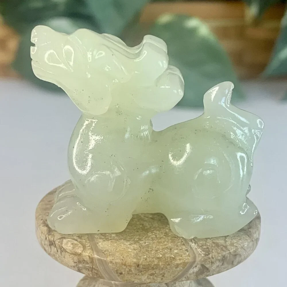 Chinese Jade Foo Dog Pixiu Figurine Carved Mythical Animal Figure Statue Vintage